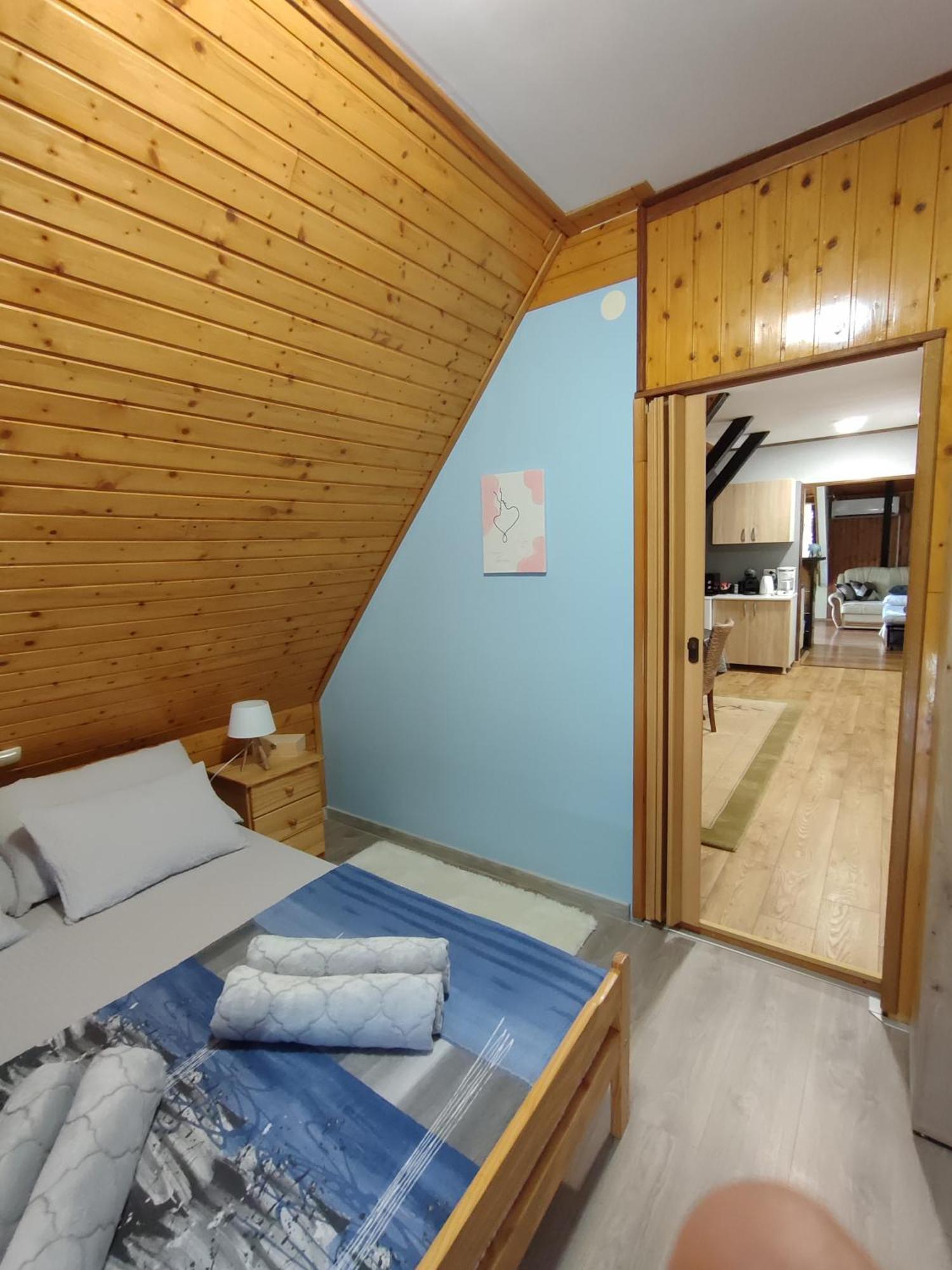 Apartman "Sarap" Меткович Экстерьер фото